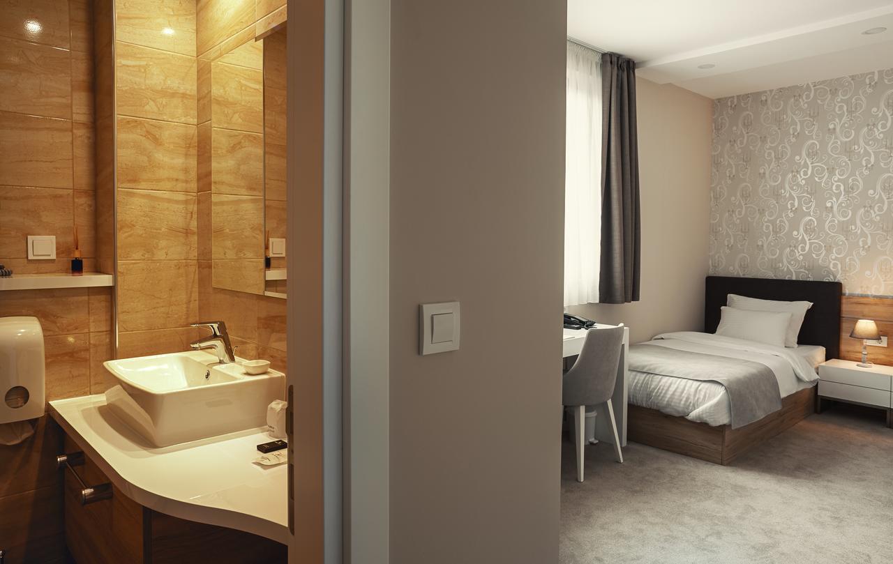 Ig Hotel Gornji Milanovac Eksteriør billede